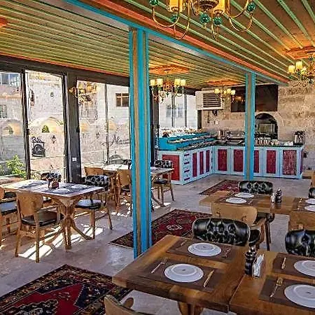 Hotel Cave 5*
